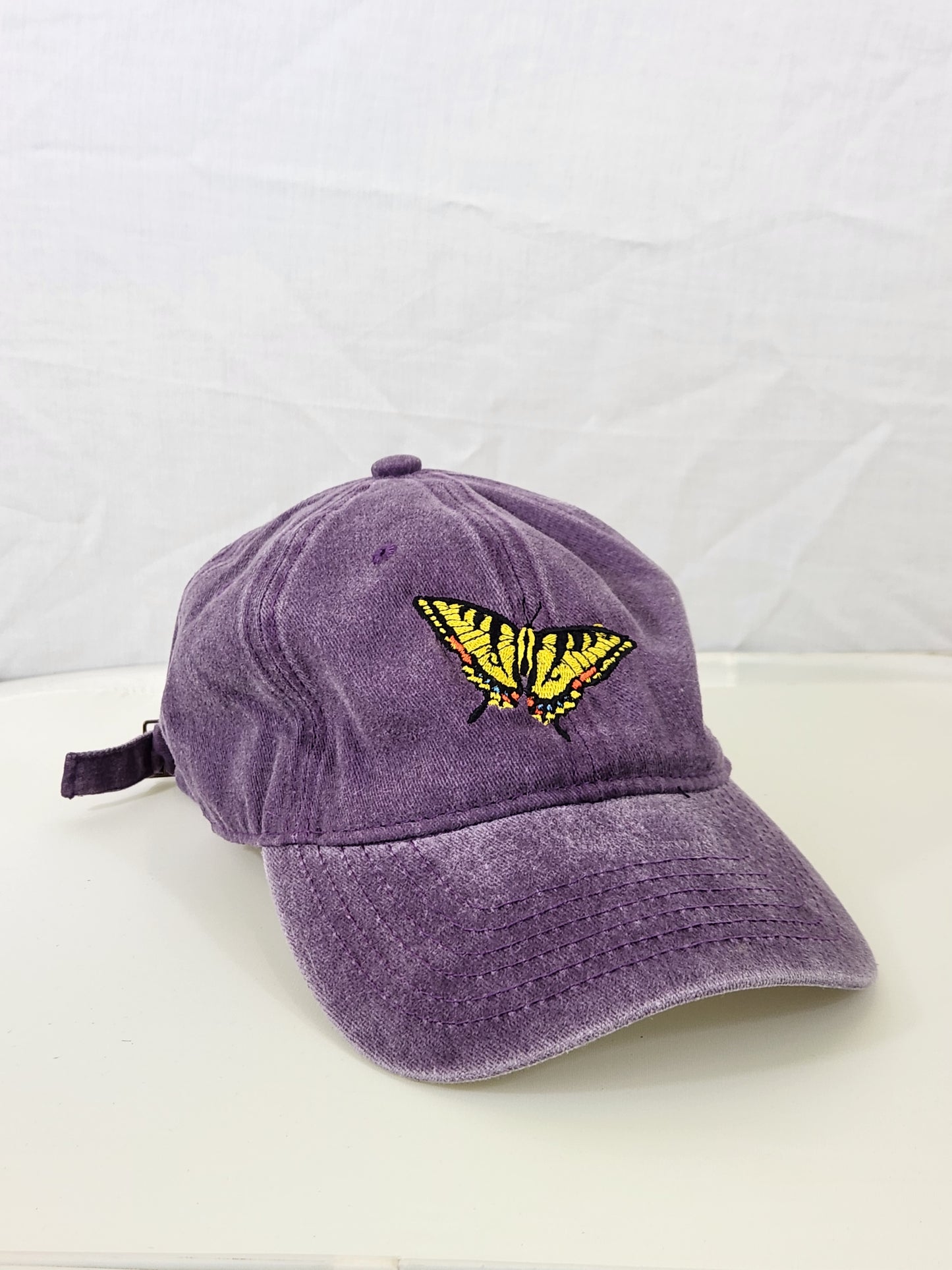 Giant Swallowtail Purple Cap